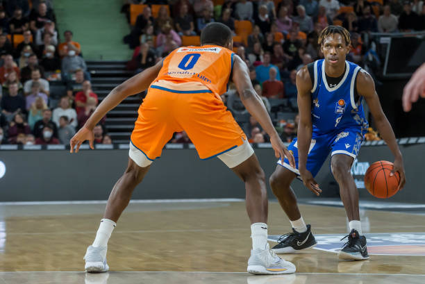 砺出自己的 砺出自己的