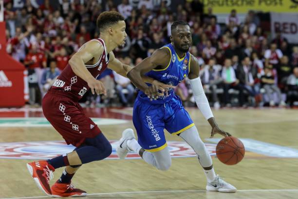 守反击的战 守反击的战